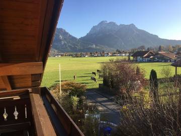 Ferienwohnung für 4 Personen, mit Balkon und Ausblick in Schwangau