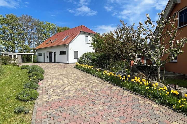 Ferienhaus für 5 Personen, mit Terrasse und Garten in Putgarten