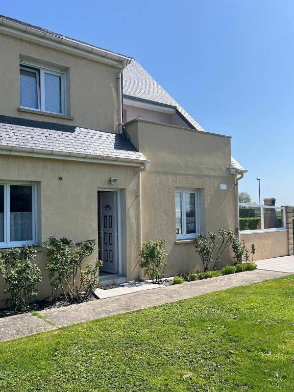 Gîte pour 6 personnes, avec terrasse et jardin, animaux acceptés à Ravenoville