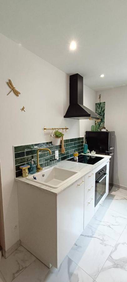 One-Bedroom House in Duravel, Quercy