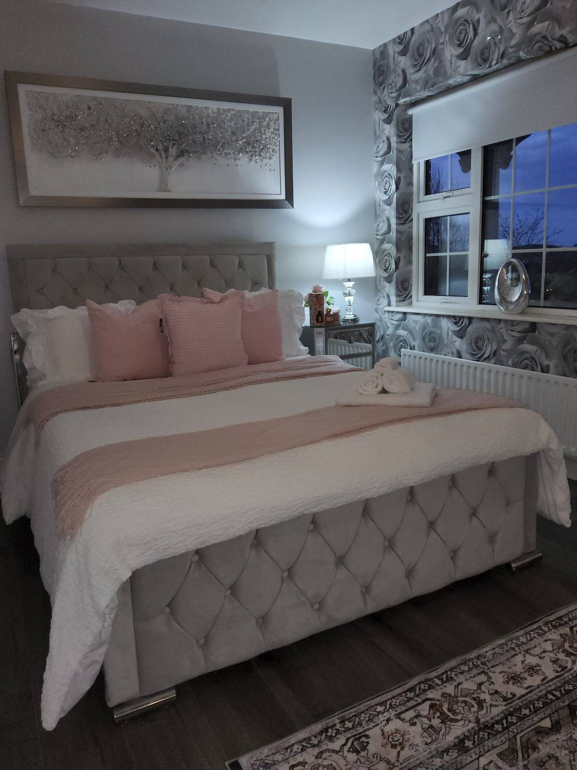 Dernvale House -Double Room - sleeps 2 in Monaghan, County Monaghan