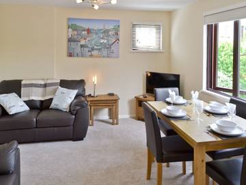 Holiday Rental for 4 People in Looe, Cornwall, Photo 2