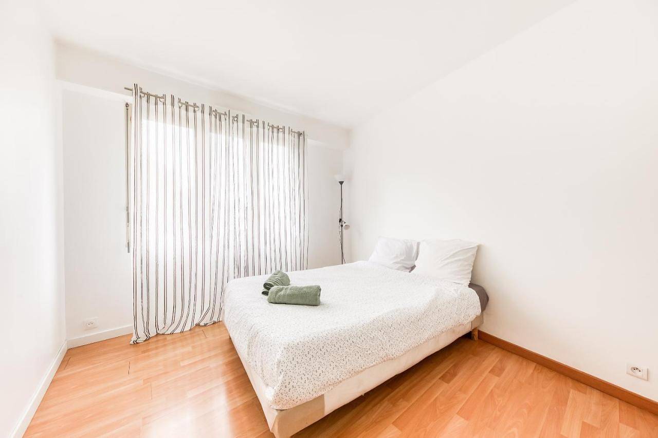 Appartement entier, Spacious 3-Bedroom Duplex with Garden close to Cdg Airport in Vaujours, Seine-Saint-Denis
