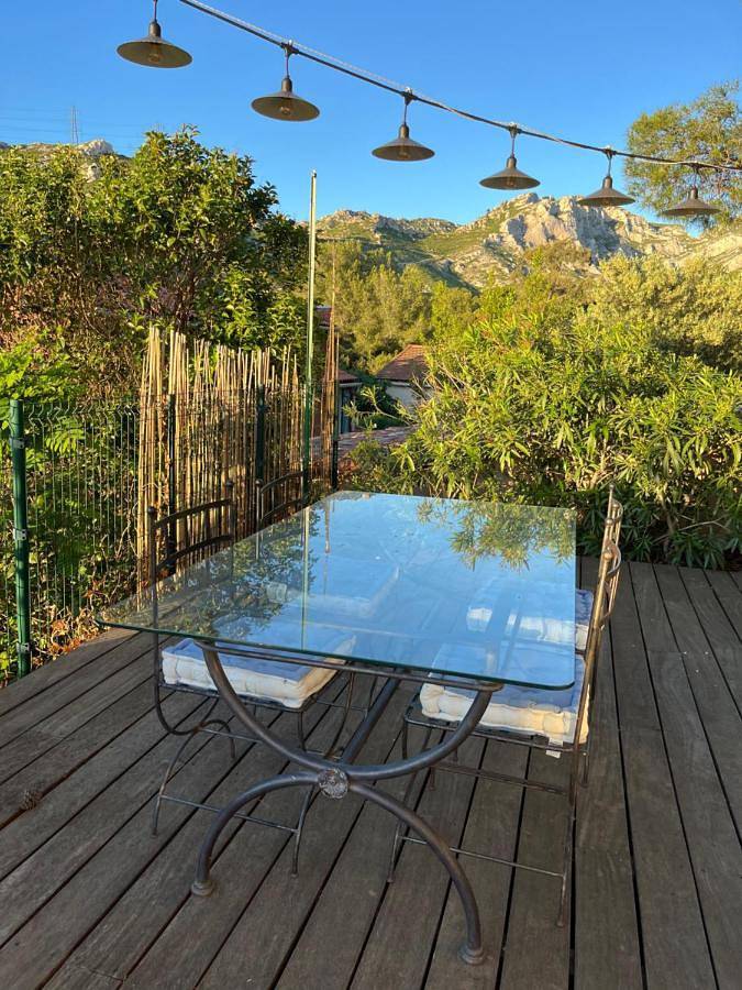 Chambre d’hôte pour 2 personnes, avec terrasse ainsi que vue et jardin dans Parc national des Calanques - 4