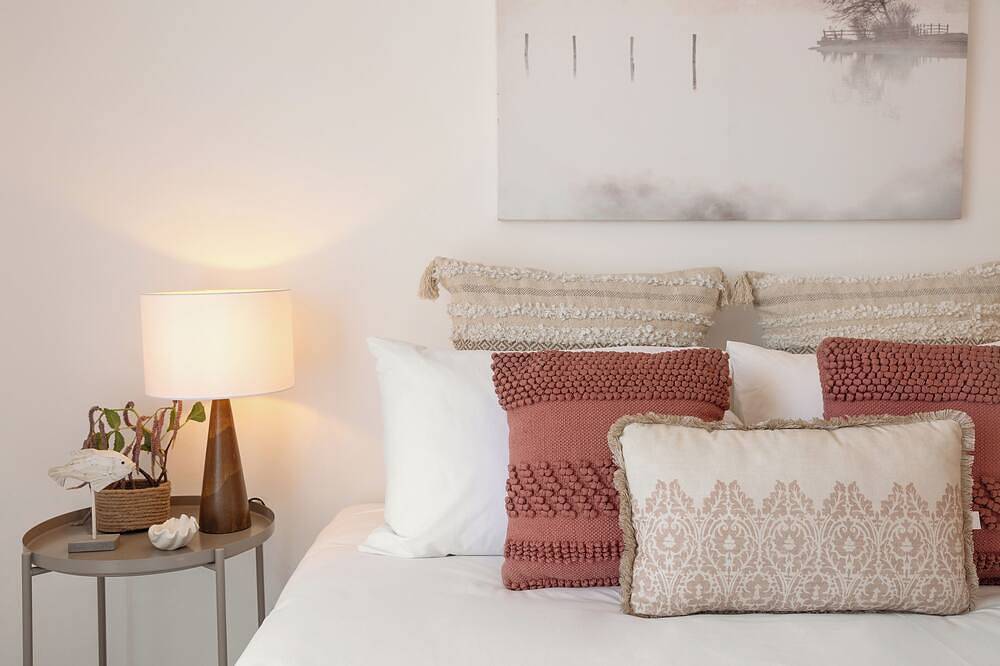 Seabreeze Residence - 2 minutes from the beach in Consolação, Peniche