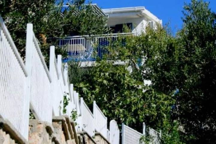 Ferienwohnung für 6 Personen, mit Pool und Balkon - 1