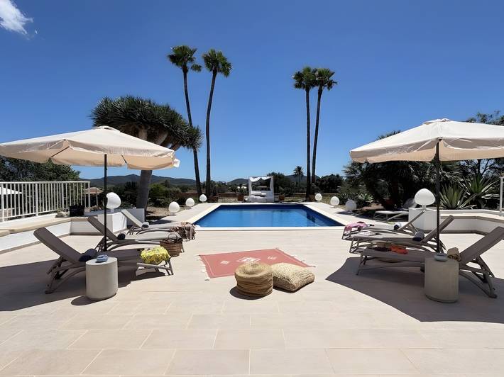 Villa « Can Paola » avec vue sur la mer, Wi-Fi et climatisation in Sant Jordi de ses Salines, Sant Josep de sa Talaia