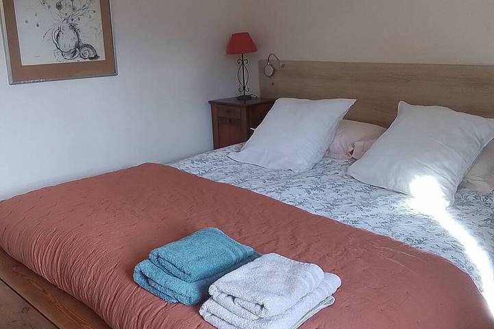 Charming country house in the heart of the village in Osse-en-Aspe, Béarn