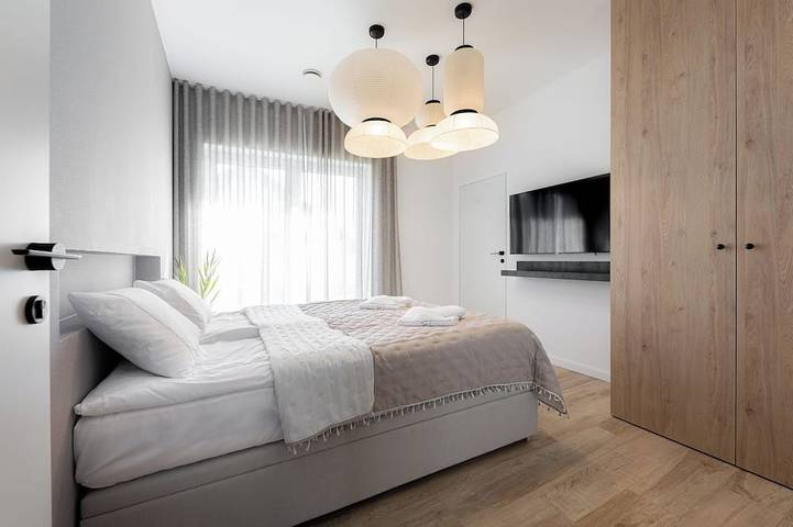 Geräumiges 5-Schlafzimmer-Haus mit Jacuzzi, Sauna und Pool in Mielno, Jezioro Jamno
