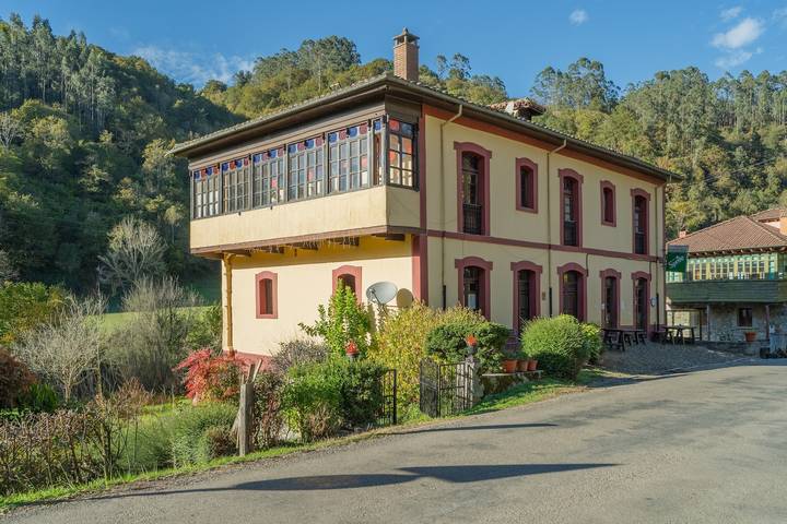 Casa rural para 5 personas, con Jardín en Pruneda - 2
