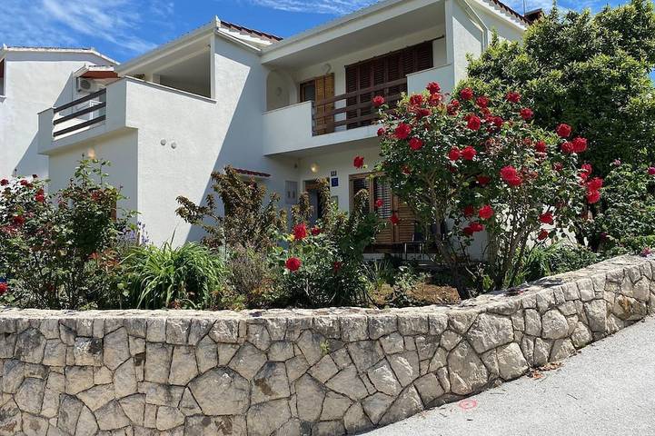 Ferienhaus für 8 Personen, mit Garten