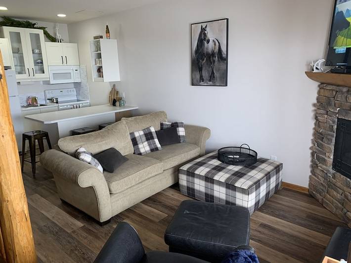 Vacation rental for 8 people, with hot tub in Big White