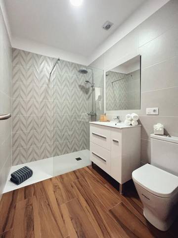 Apartment for 6 People in Adeje, South Tenerife, Photo 2