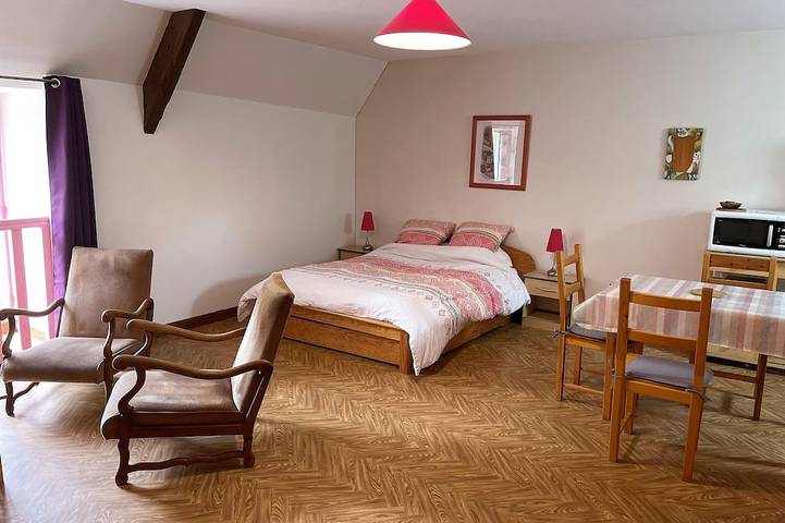 Gîte pour 2 personnes, avec jardin à Saint-Quay-Perros - 2