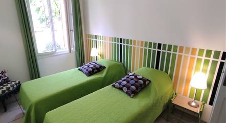 Gîte pour 6 Personnes dans Entrechaux, Parc naturel régional du Mont-Ventoux, Photo 4