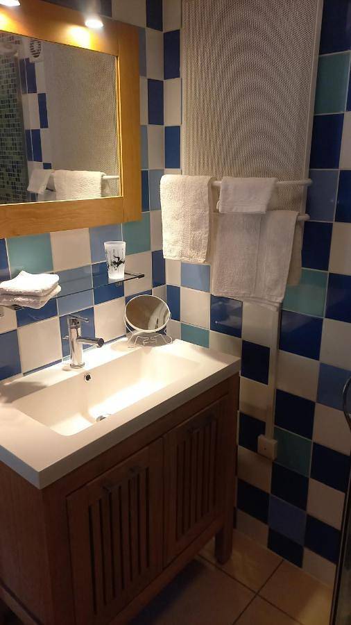 Appartement entier, Studio with Terrace in Gradignan, Région de Bordeaux