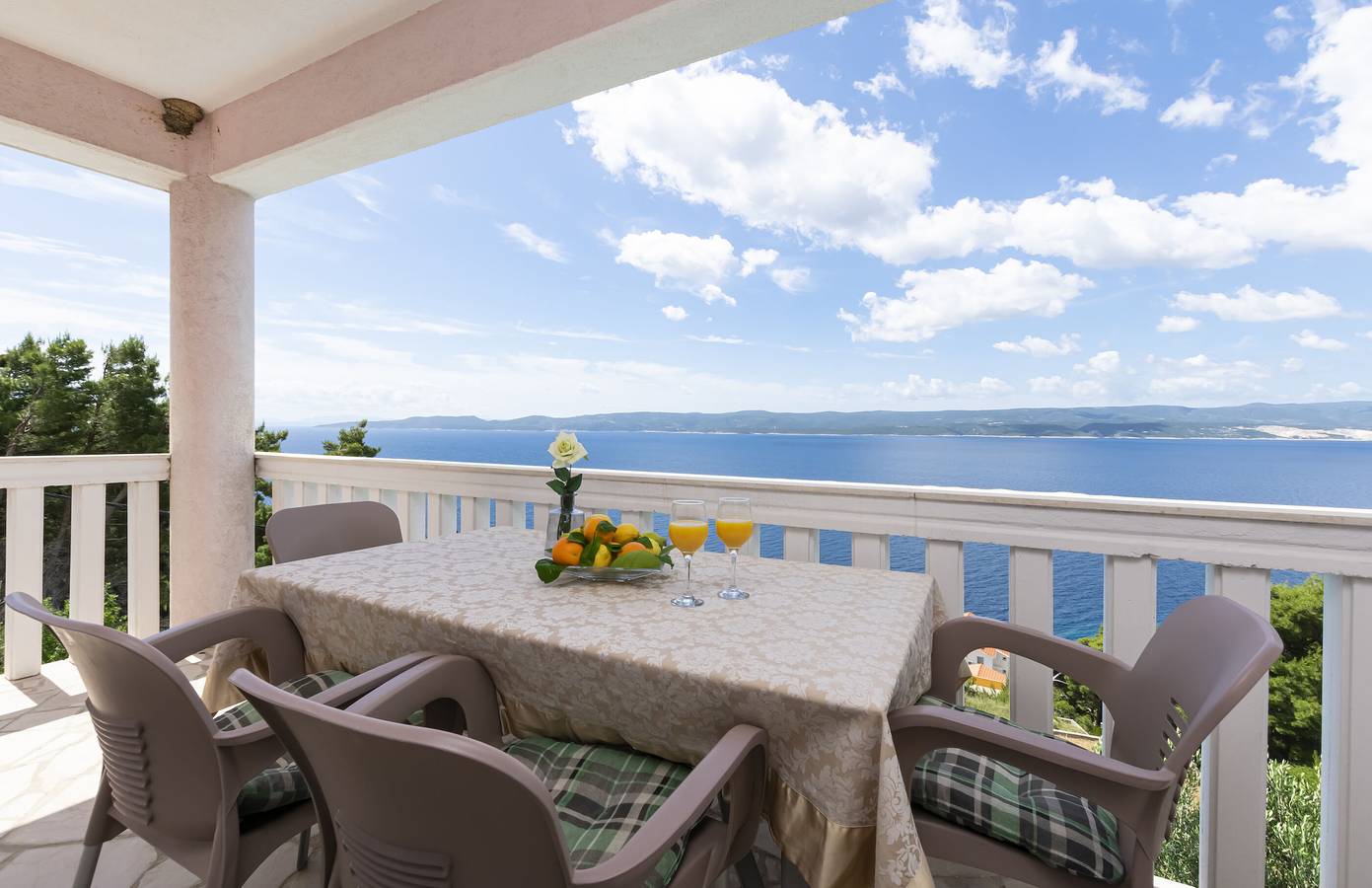 Ganze Wohnung, Apartments Adriatic Blue with pool in Mimice, Split-Dalmatien