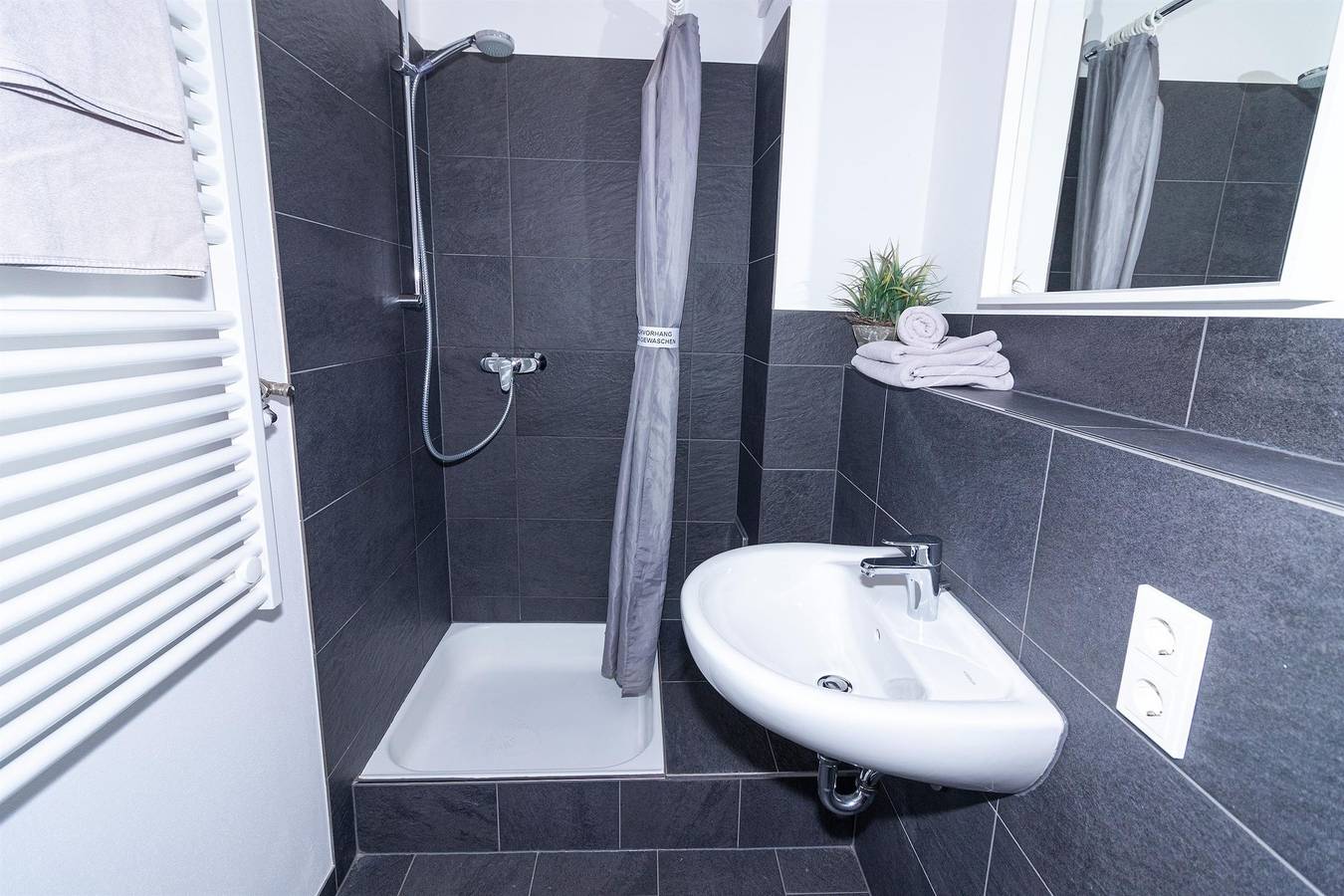 Ganze Ferienwohnung, 2-Raum-Apartment für 1-3 Personen in Bollendorf, Eifelkreis Bitburg-Prüm