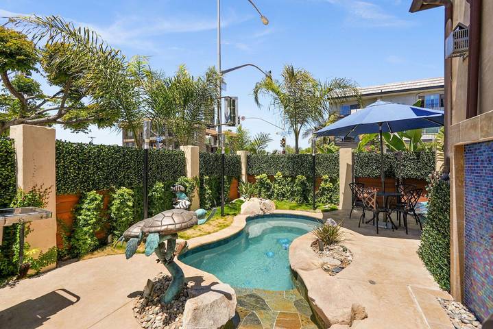 Vacation rental for 7 people, with balcony, with pets in Pacific Beach