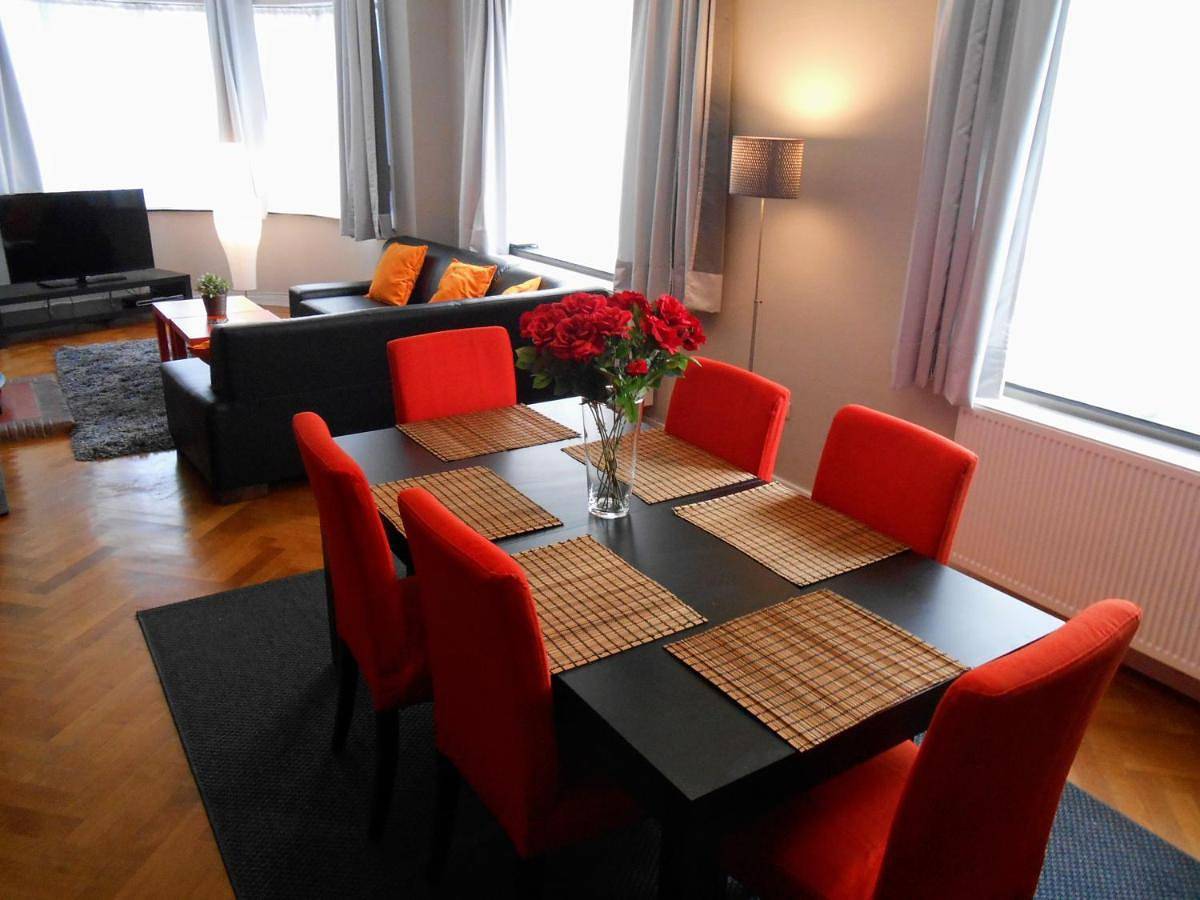 Two-Bedroom House in Wemmel, Vlaams-Brabant