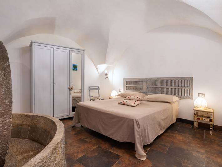 Ferienwohnung für 4 Personen, mit Terrasse und Garten in Pietrabruna - 2