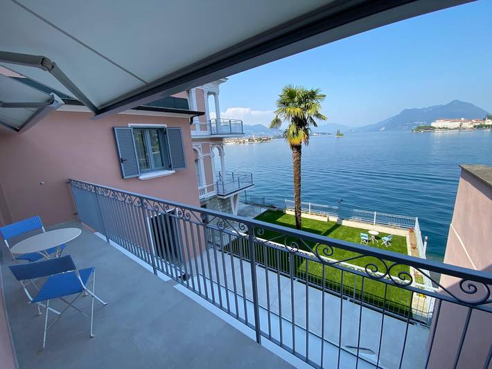 Appartamento per 6 persone, con Balcone e Giardino nonché Vista lago a Comune di Baveno