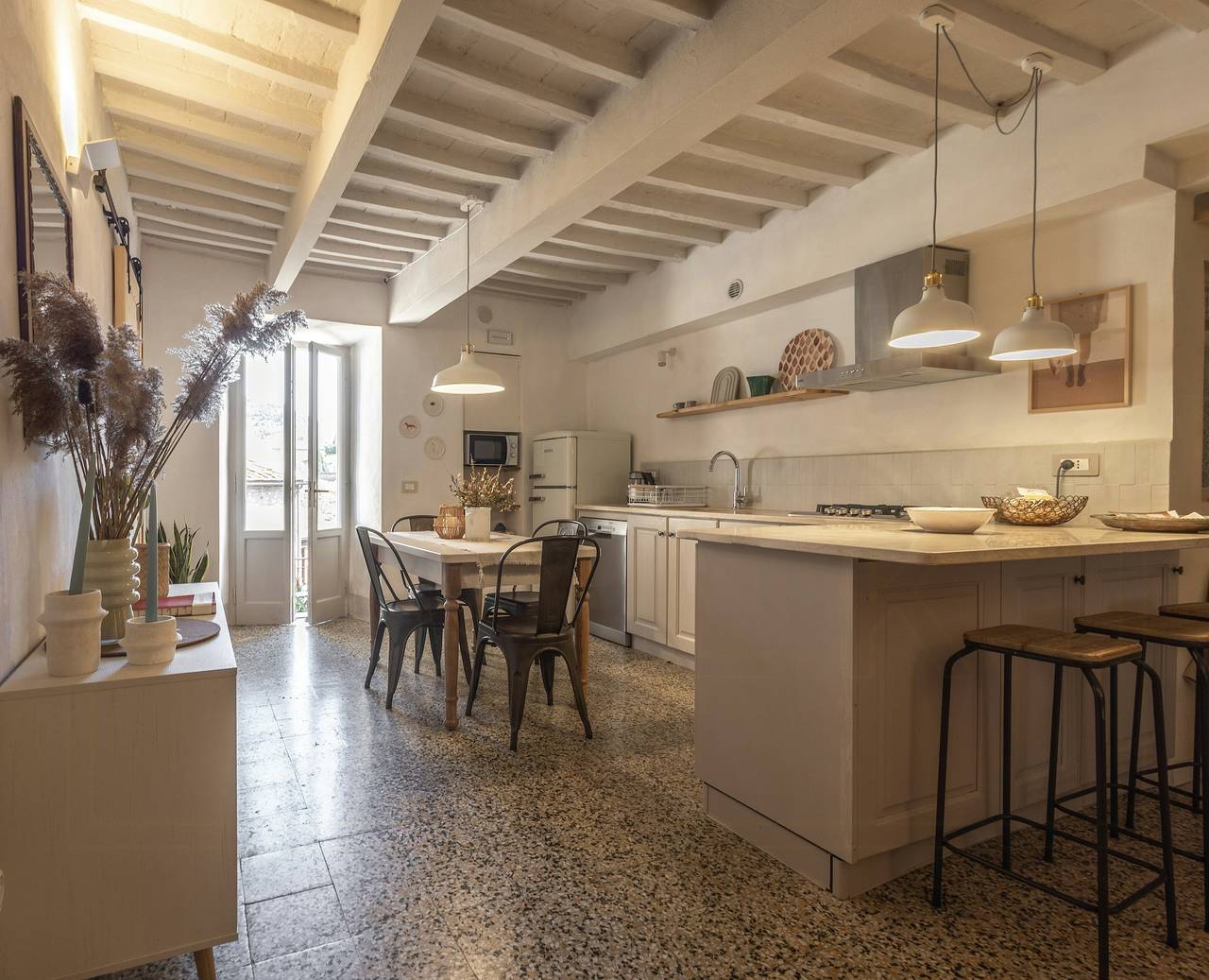 Appartamento intero, Appartamento storico con terrazza a Suvereto in Suvereto, Costa degli Etruschi