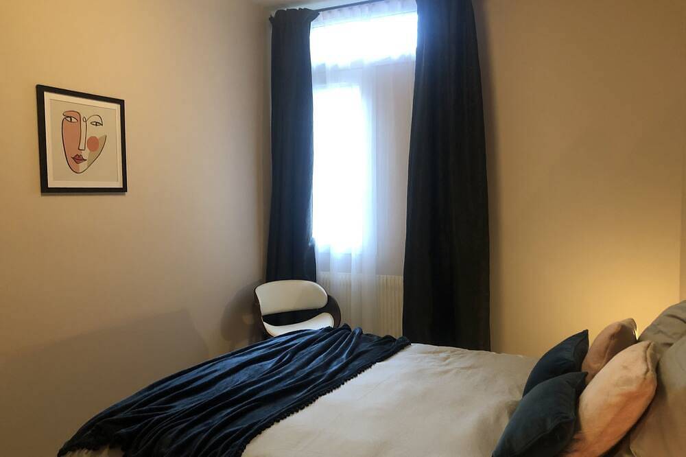 Appartement entier, Beau T2 centre ville parking in Albertville, Région d'Albertville