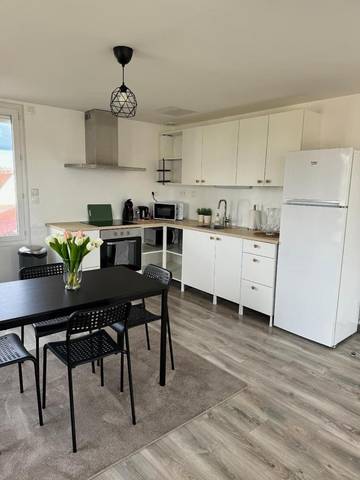 Gîte pour 4 personnes, avec balcon dans Le Grand-Quevilly