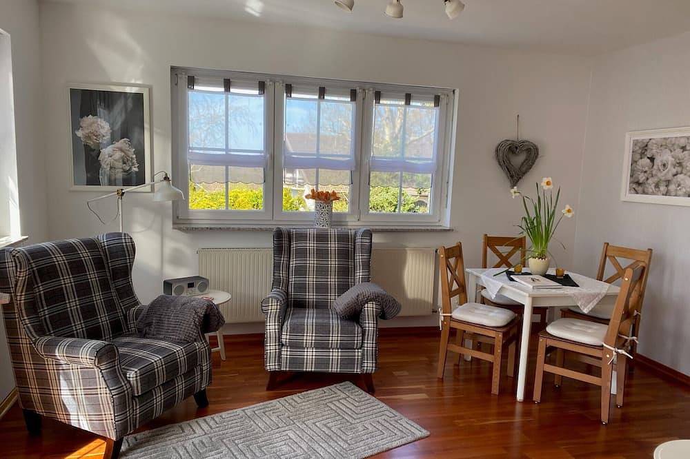 Cozy two-room apartment in Wuppertal, Bergisch region
