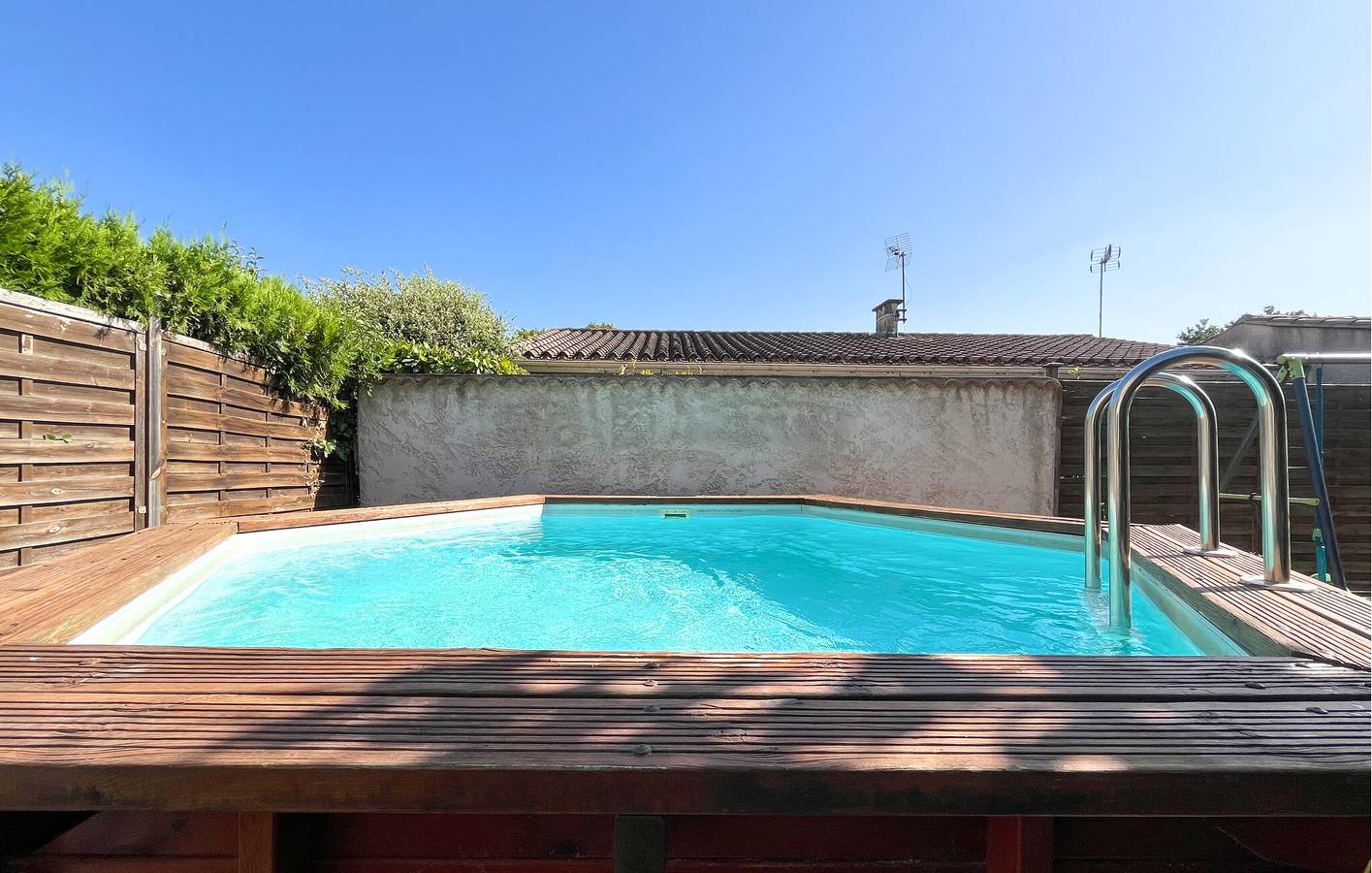 Apartamento vacacional entero, Acogedor apartamento en Saint-Rémy con piscina y WiFi in Saint-Rémy-de-Provence, Region de Arles