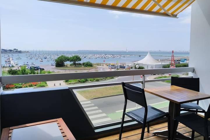 Gîte pour 3 personnes, avec terrasse dans Casino De Pornichet
