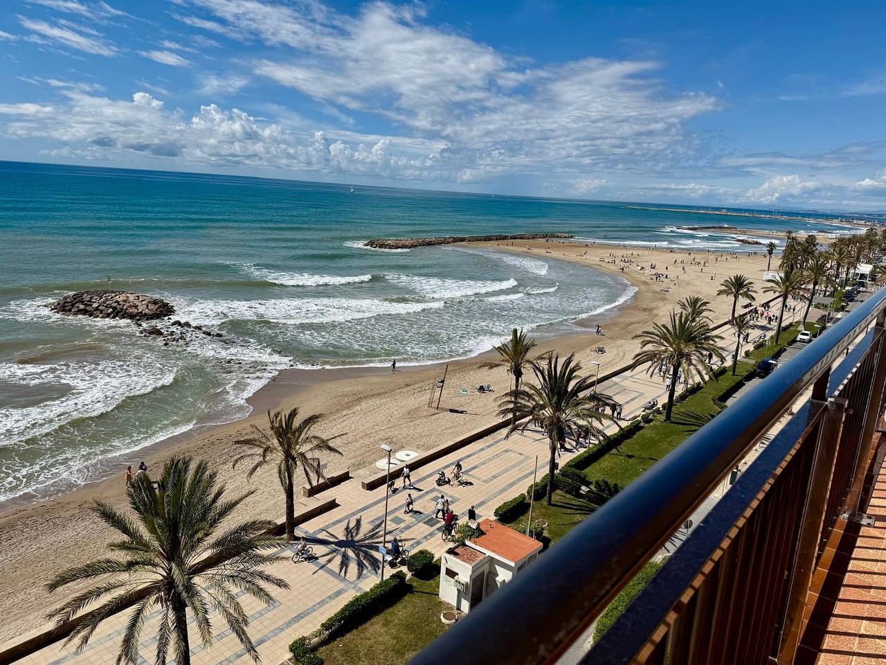Apartamento entero, Apartamento Cunit Vista Mar y terraza in Cunit, Costa Dorada