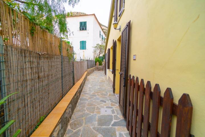 Ferienwohnung für 6 Personen, mit Terrasse in Pomonte - 4