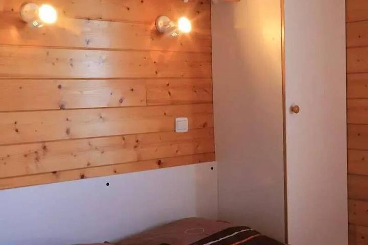 Gîte pour 5 personnes, avec piscine et terrasse à Chastanier - 3