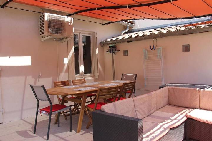 Gîte pour 5 personnes, avec vue et terrasse dans Théâtre antique d'Orange - 4