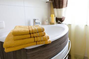 Ferienwohnung für 2 Personen, mit Garten und Balkon in Steinbach am Attersee