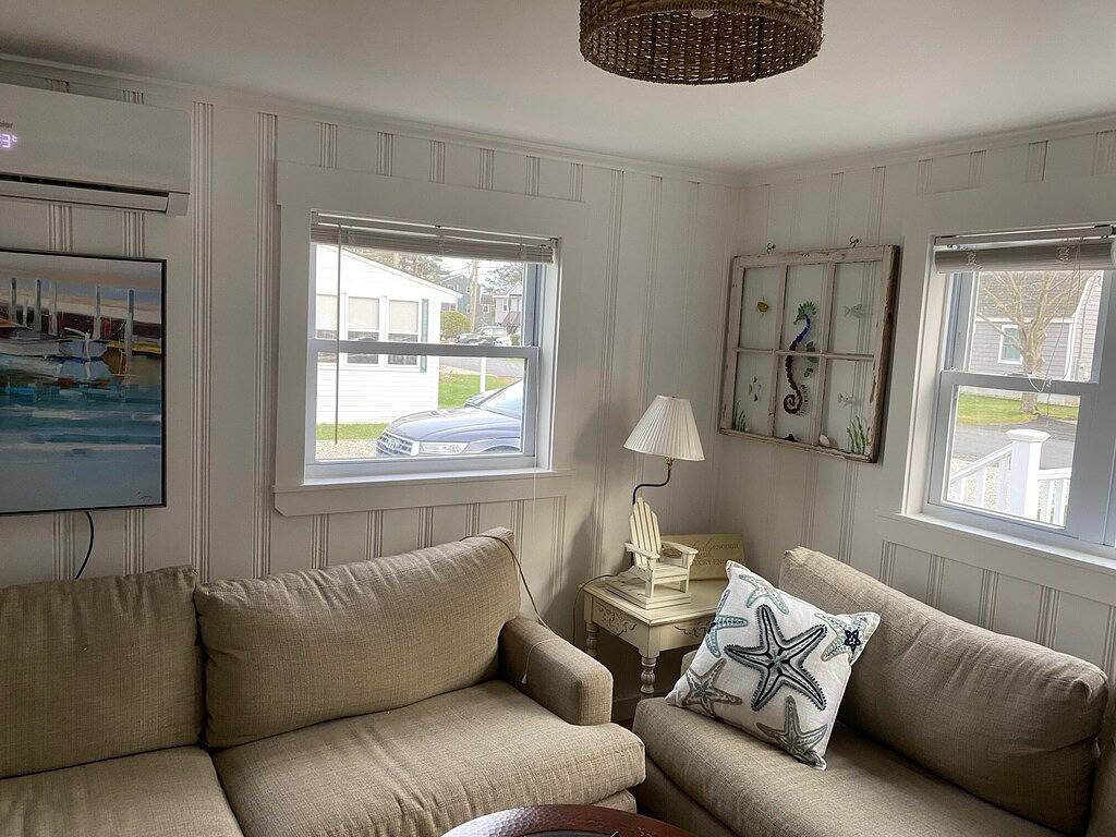 Longs Sands Beach Cottage mit neu renoviertem Bunkhouse, nur einen kurzen Spaziergang vom Strand entfernt! in Cape Neddick, York County