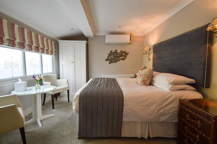 Holiday rental for 2 people in Barton on Sea