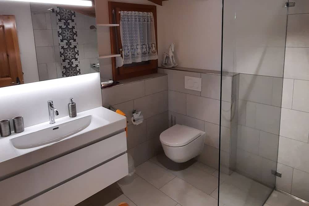 Ganze Wohnung, Chasa Solena, (Susch). in Susch, Unterengadin