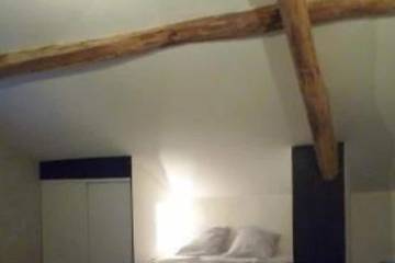 Location De Vacances pour 14 Personnes dans Saint-Santin-de-Maurs, Région d'Aurillac, Photo 1