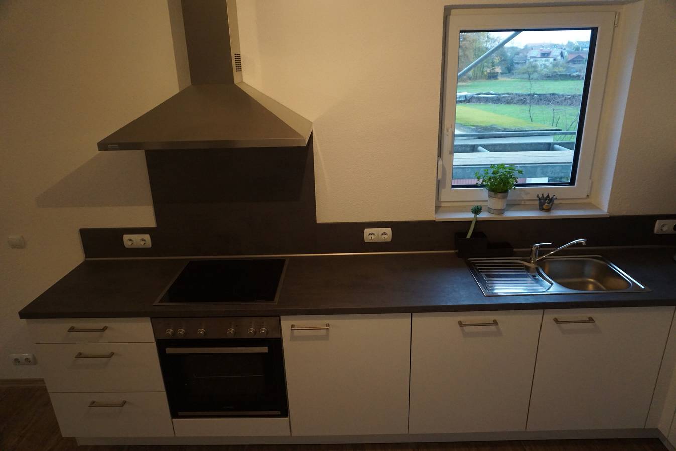 Ganze Wohnung, Ferienwohnung '1' mit Balkon und Wi-Fi in Obersasbach, Sasbach