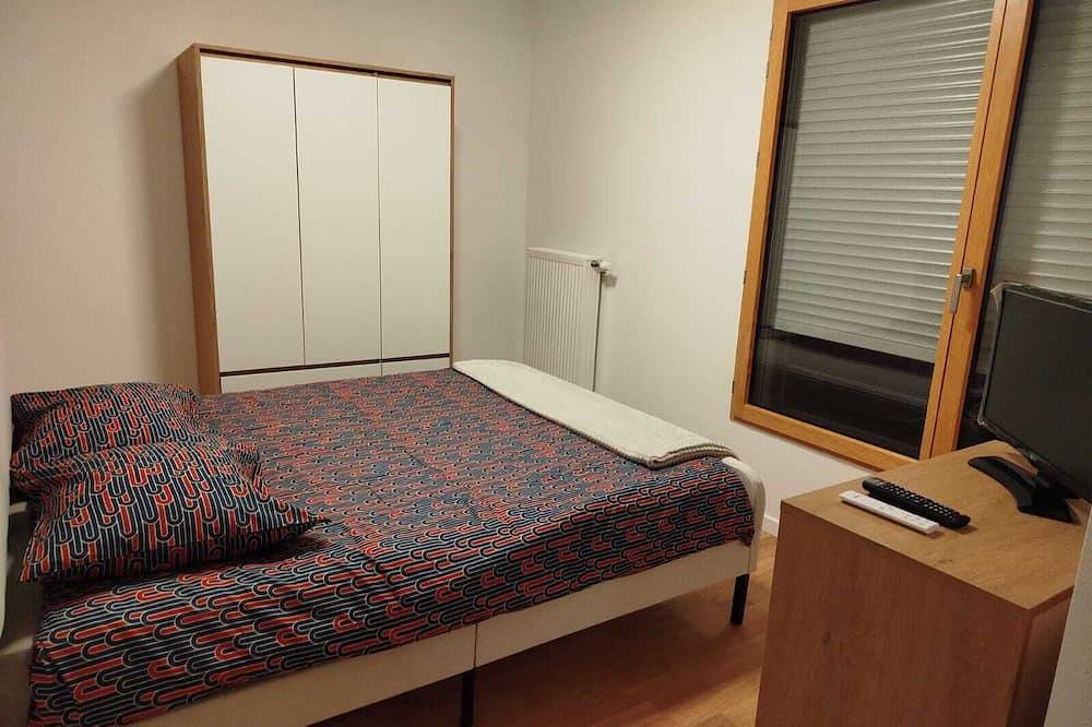 Apartamento entero, Apartamento 'Chez Sibylle Chevreuse Saclay' con balcón, Wi-Fi y aire acondicionado in Saint-Rémy-lès-Chevreuse, Parque natural regional del Alto Valle de Chevreuse