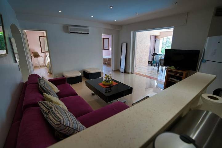 Villa con piscina pequeña vista al mar / 1 km de la playa in Saint-Aygulf, Frejus