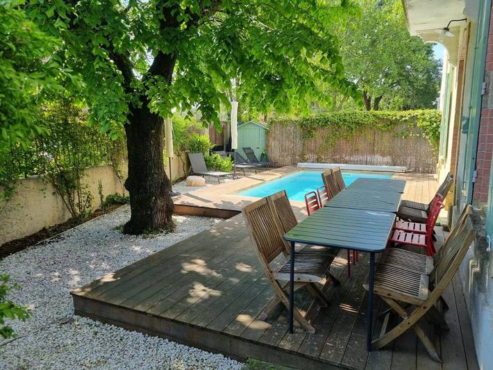 Location de vacances pour 13 personnes, avec jardin et piscine à Cavillargues - 3