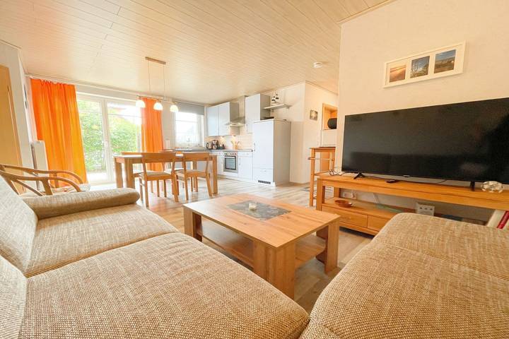 Ferienwohnung für 4 Personen, mit Terrasse und Garten sowie Ausblick in Loddin, Usedom
