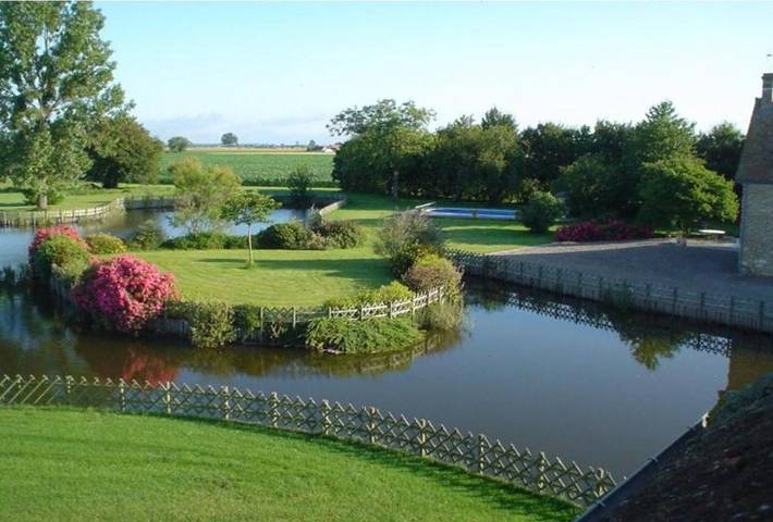 Villa pour 30 personnes, avec jardin ainsi que piscine et terrasse