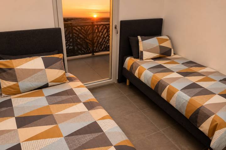 Ganze Wohnung, Ferienwohnung für 4 Personen mit Balkon in Le Cannet, Mittelmeerküste (Frankreich)