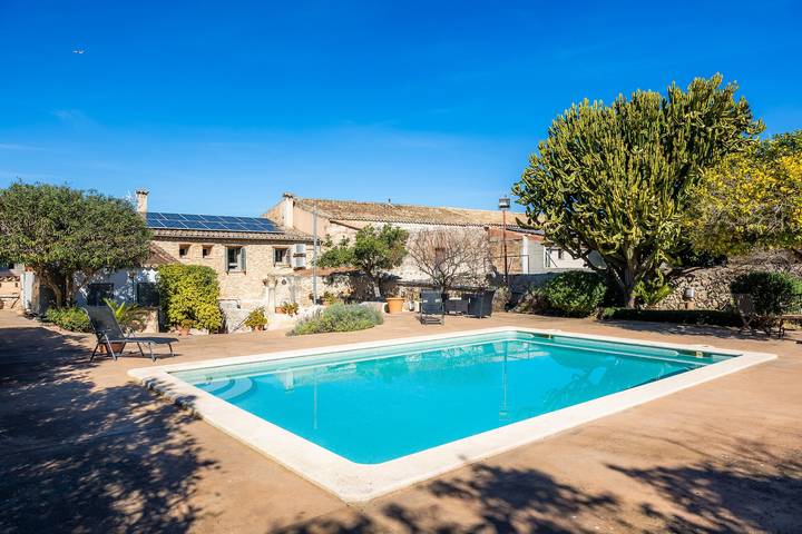 Habitación Doble con piscina compartida, Wi-Fi y aire acondicionado in Sineu, Interior de Mallorca
