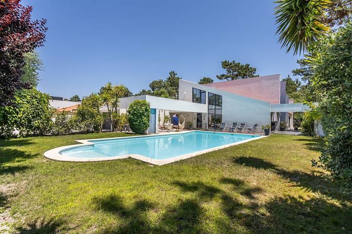 Villa für 10 Personen, mit Terrasse und Garten - 1